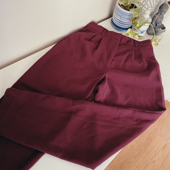 DYNAMITE Burgundy Tapered Straight Leg Dress Pants - Picture 4 of 5